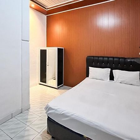 Kostel 99 Pangkal Pinang Redpartner Hotel Bagian luar foto