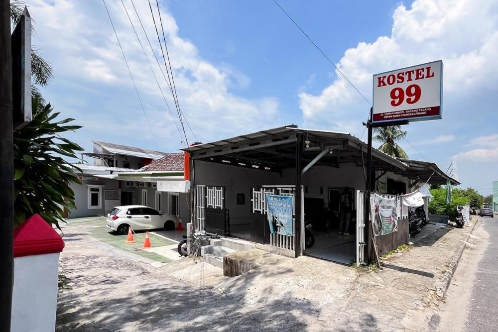 Kostel 99 Pangkal Pinang Redpartner Hotel Bagian luar foto