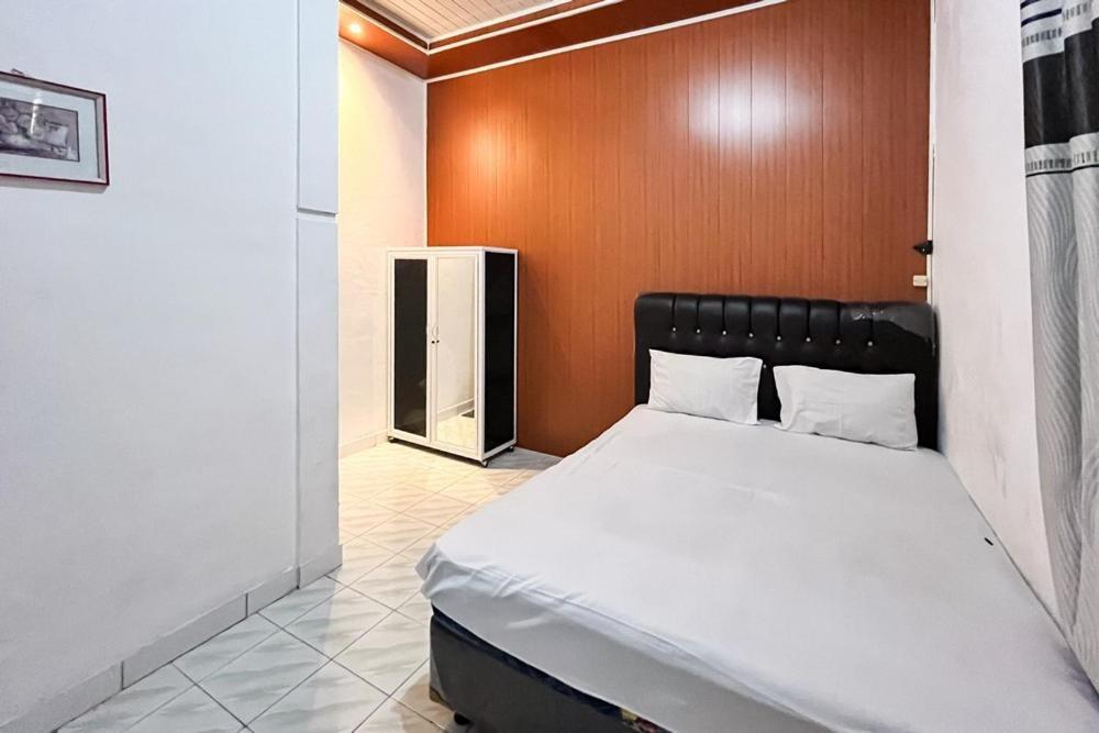 Kostel 99 Pangkal Pinang Redpartner Hotel Bagian luar foto